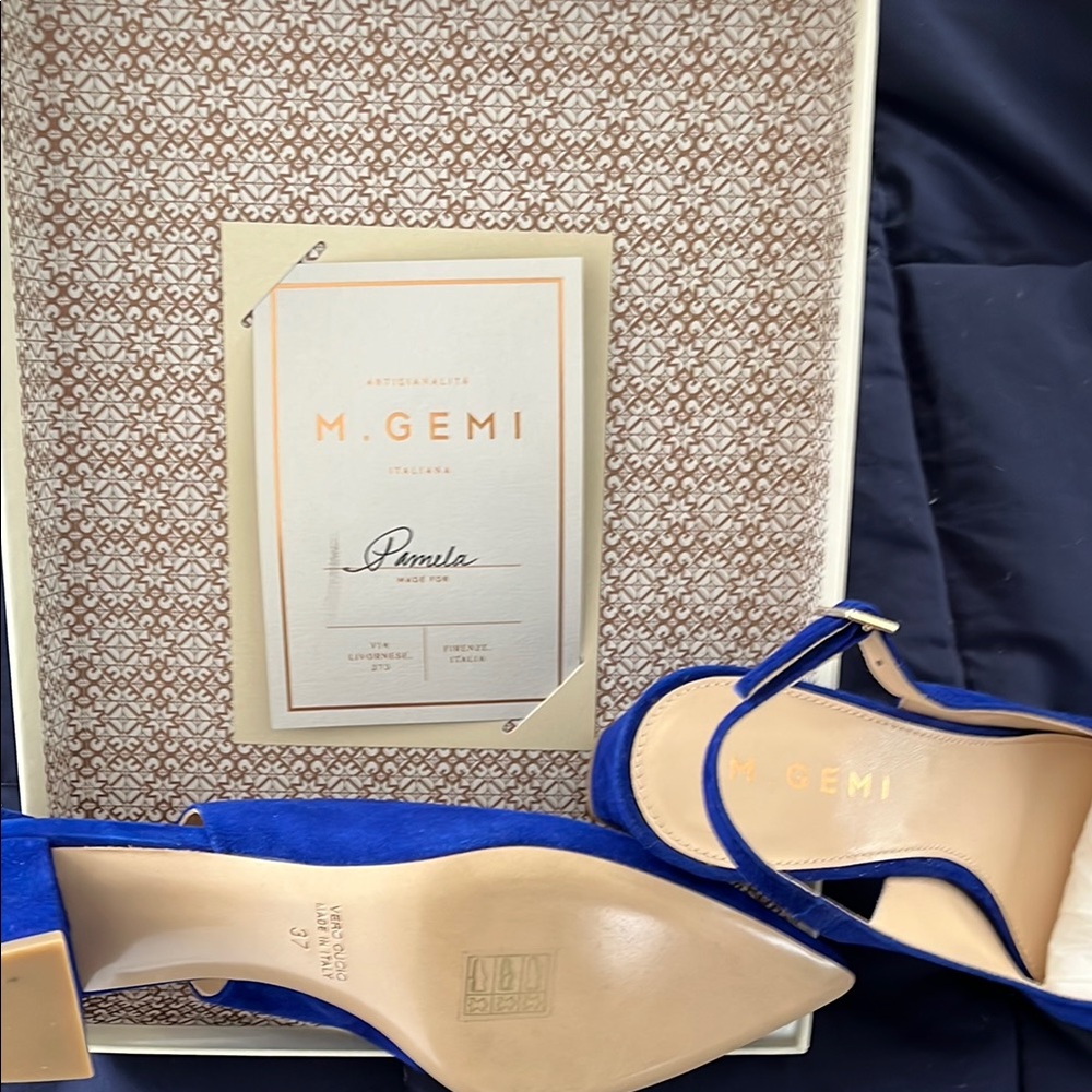 M. Gemi Blue Heels with Elegant Straps and Suede Finish